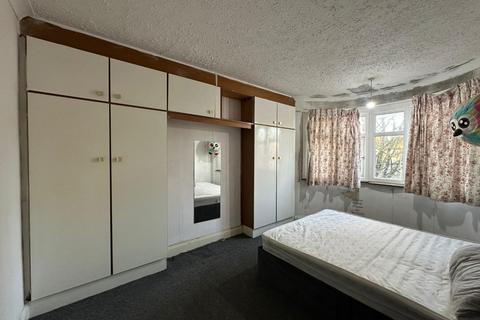 3 bedroom house to rent, Lankers Drive, Harrow