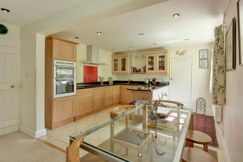 undefined, West Hatch, Taunton
