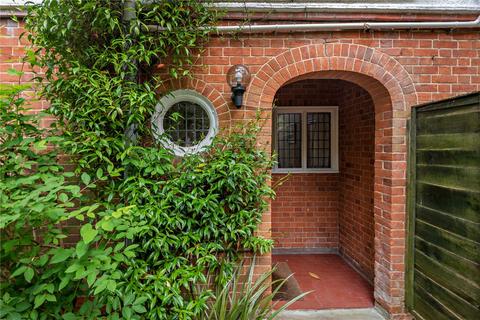 undefined, Andover Road, Newbury, Berkshire, RG14
