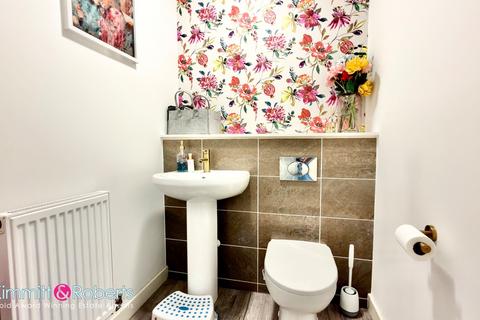 4 bedroom detached house for sale, Butterwick Road, Houghton le Spring, Tyne and Wear, DH4 4DE