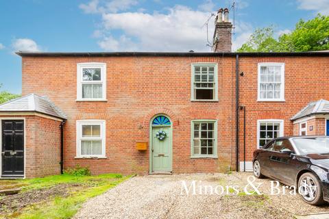 2 bedroom terraced house to rent, Tower Hill, Norwich