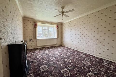 undefined, Bracken Close, Wolverhampton WV8