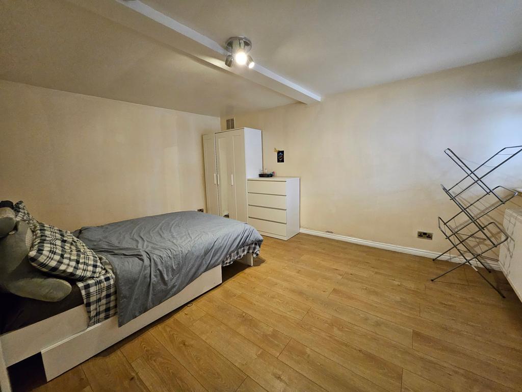 Annex bedroom 1