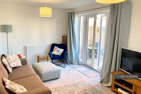 3 bedroom semi-detached house to rent, Garnet Road, Bridgwater, TA6