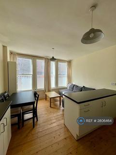 1 bedroom flat to rent, Buccleuch St, Edinburgh, EH8