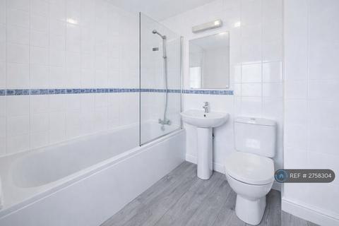 undefined, High St, Gloucester, GL1