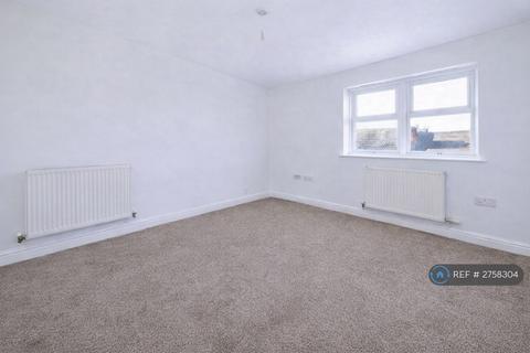 undefined, High St, Gloucester, GL1