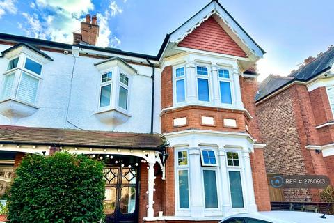 undefined, Oakley Avenue, London, W5