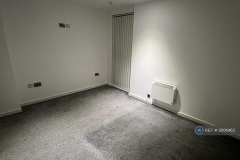 2 bedroom flat to rent, Manchester, Manchester, M4