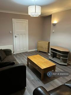 3 bedroom maisonette to rent, Pilton Avenue, Edinburgh, EH5