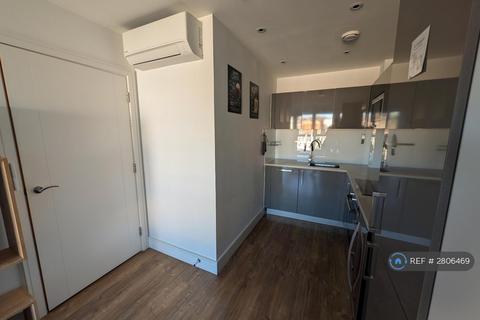 1 bedroom flat to rent, Queensland Road, London, N7