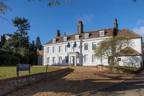 Office to rent, Amersham Rd High Wycombe HP13 5AJ