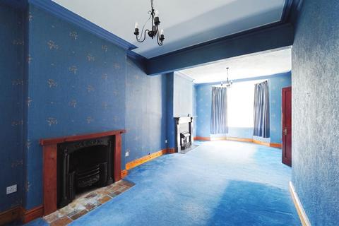 3 bedroom end of terrace house for sale, Osborne Street, Burton-On-Trent