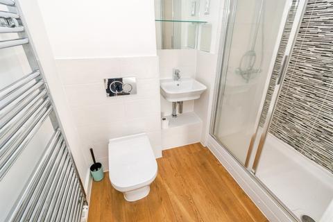 2 bedroom flat for sale, Centenary Plaza, Southampton