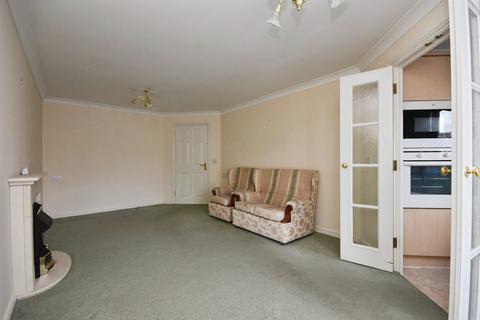 1 bedroom retirement property for sale, Clydesdale Road, Hornchurch