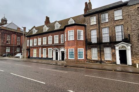 17 bedroom terraced house for sale, South Quay, Great Yarmouth