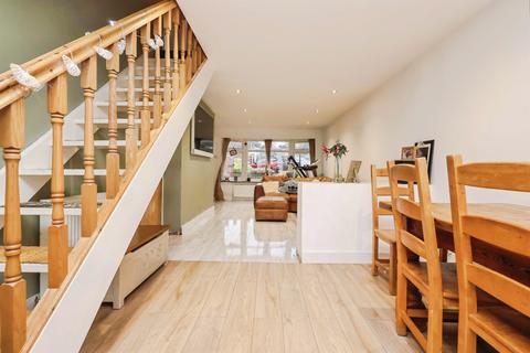 3 bedroom semi-detached house for sale, Ragees Road, Kingswinford