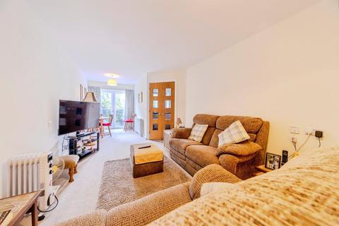 1 bedroom apartment for sale, Squirrel Way, Leeds