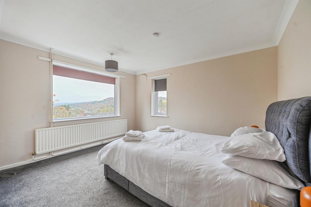 Bedroom: