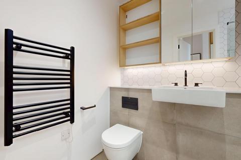 1 bedroom flat to rent, Great West Road