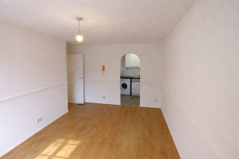 1 bedroom ground floor maisonette to rent, Creighton Road, London, N17