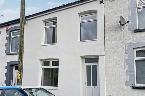 4 bedroom terraced house to rent, Treherbert CF42