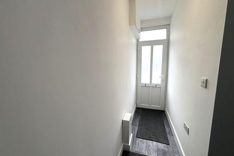 4 bedroom terraced house to rent, Treherbert CF42