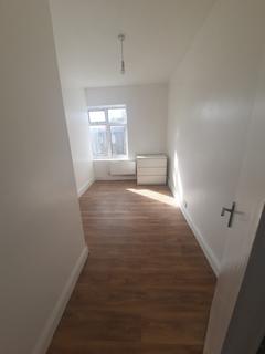2 bedroom flat to rent, London N7