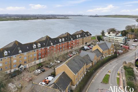 2 bedroom apartment for sale - Harrisons Wharf, Purfleet-on-Thames