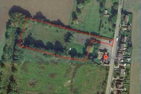 Land for sale, Norwich Rd Stowmarket IP14 5JT