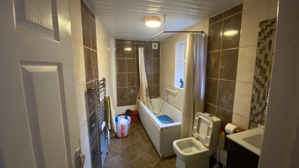 G Floor Bathroom