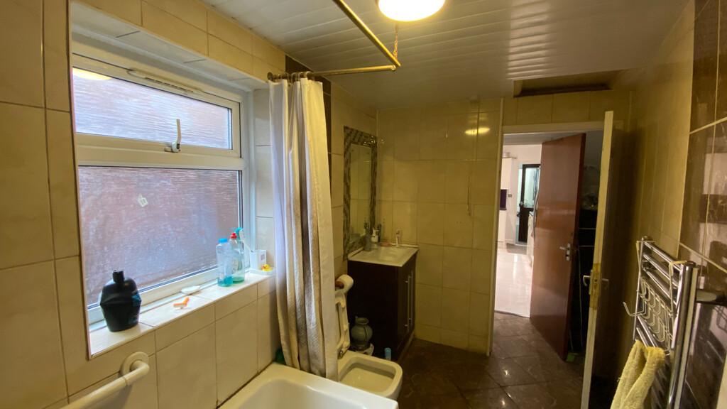 G Floor Bathroom