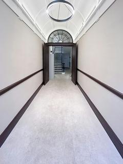 Office to rent, 118 Baker St London W1U 6TT