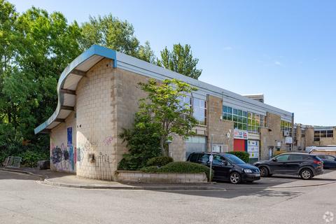 Warehouse to rent, Bartley St Bristol BS3 4DB