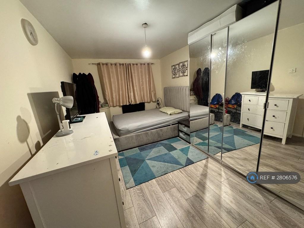 Bedroom2