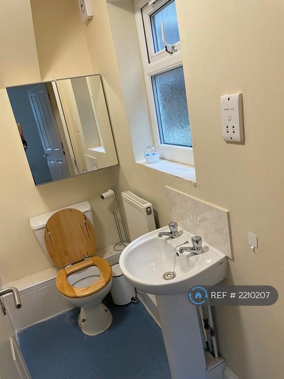 Ensuite Bathroom