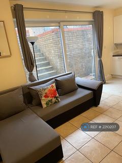 2 bedroom flat to rent, Archway Road, London North Islington, N19