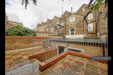 2 bedroom flat to rent, Archway Road, London North Islington, N19