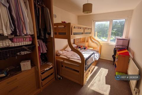2 bedroom flat to rent, Dacca St, London, SE8