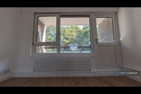 2 bedroom flat to rent, Dacca St, London, SE8