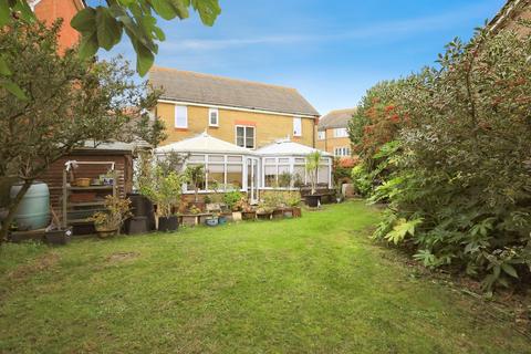 3 bedroom detached house for sale, St. Kitts Drive, Eastbourne