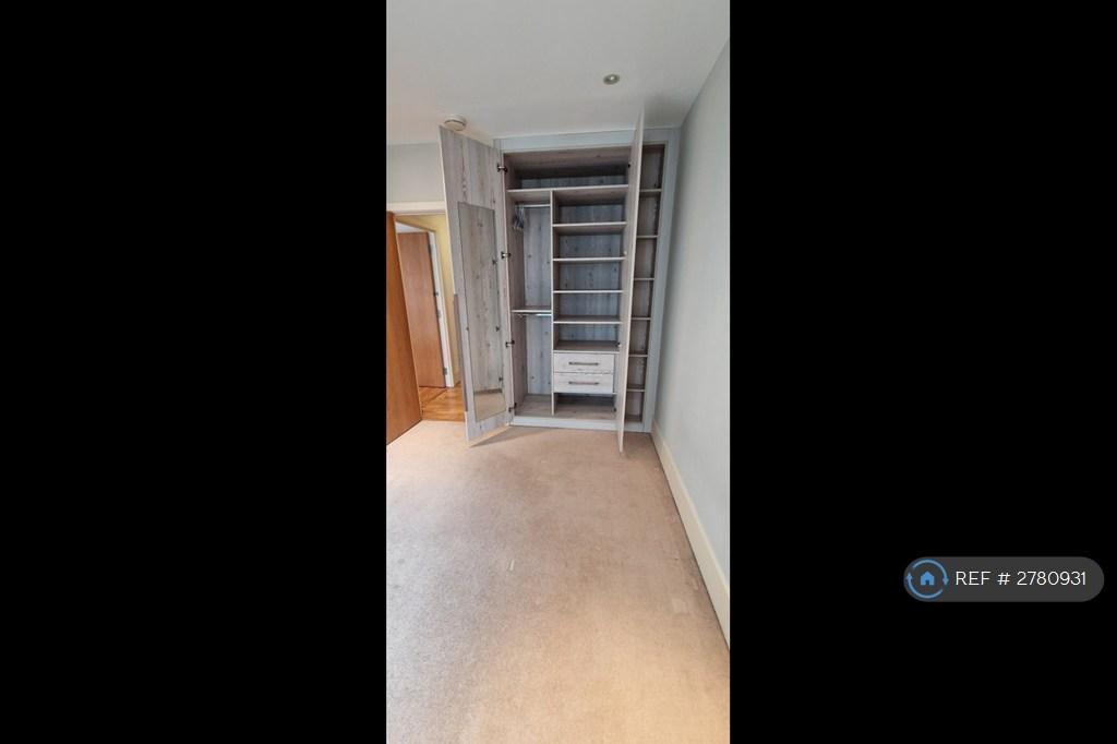 Fitted Wardrobe