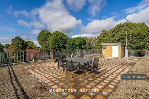 2 bedroom flat to rent, Park Road, London, W4