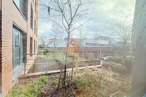 2 bedroom flat to rent, The Axium, 40 Windmill Street, Birmingham B1