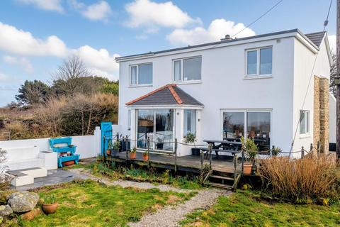 4 bedroom cottage for sale, Wheal Buller, Redruth
