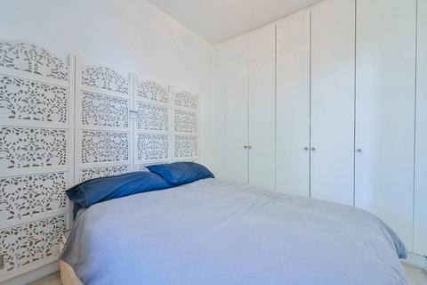 1 bedroom flat to rent, St Augustines Road, Camden, London, NW1