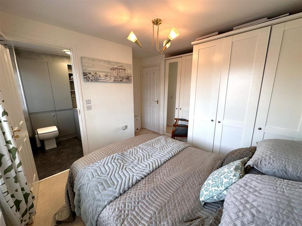 Second Bedroom Into En-Suite 538