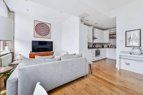 1 bedroom apartment to rent, Thrawl Street, London, E1