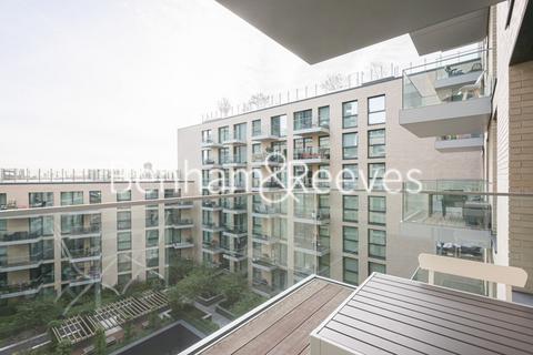 undefined, Goodmans Fields,  Aldgate East E1