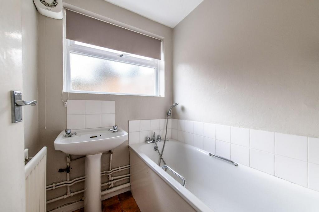 Ground Floor Bathroom